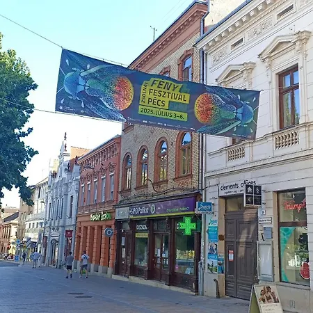 Pecs Inn Apartmán Pětikostelí